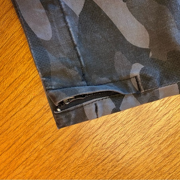 KUT Reese straight leg camo denim with ankle zip size 14 - Picture 2 of 6